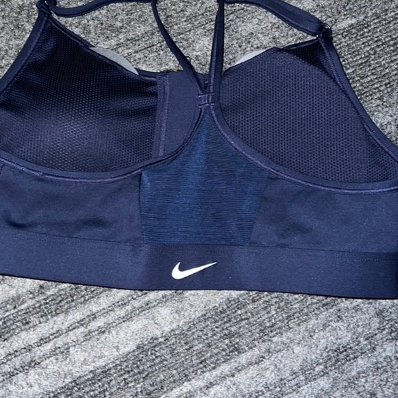 NIKE DRI-fit iNDY. ZIP FTONY - Picture 2 of 6